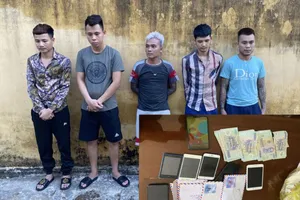 Bắt 5 đối tượng điều hành đường dây đánh bạc 10 tỷ qua mạng