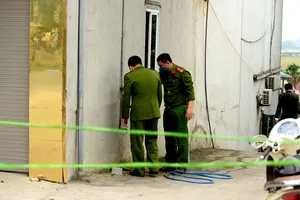 Khởi tố bị can đâm chết 3 người trong quán karaoke ở Hòa Bình