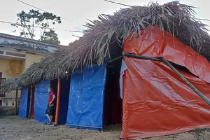 Thanh Hóa nói gì trước việc xã Thanh Phong dựng lều cách ly người về quê ăn Tết?