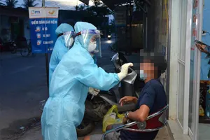 Khởi tố vụ án gộp mẫu xét nghiệm COVID-19 để hưởng lợi ở Thanh Hóa