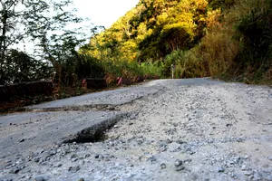 Tỉnh lộ 521B lên Cao Sơn, Thanh Hóa xuống cấp nghiêm trọng