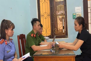 Bắt 7 phụ nữ cho 500 người dân vay tiền lãi suất ‘cắt cổ’