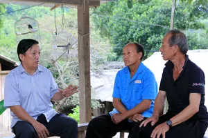 Những thay đổi lớn ở bản đồng bào Mông – Bài 1: Người tiên phong xóa hủ tục ‘treo xác’ người chết