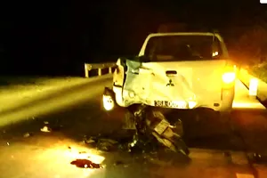 Nam thanh niên tông vào đuôi xe CSGT trong đêm tử vong