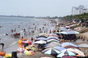 Từ làng biển Hải Tiến hoang sơ đến điểm du lịch thu hút hơn 1,6 triệu lượt khách