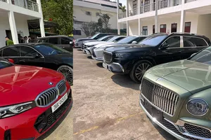 Triệt xóa đường dây lừa đảo đầu tư chứng khoán 200 tỉ, thu giữ nhiều xe sang