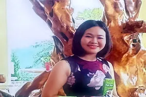 Nữ giám đốc của đường dây sản xuất thực phẩm chức năng giả bị khởi tố