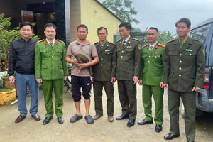 Sự thật vụ 'người dân đi rừng bắt và giao nộp gà lôi quý hiếm'