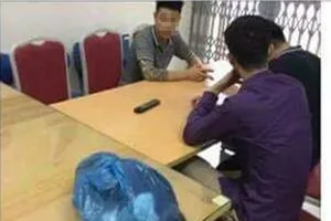 Cô gái tố bị hiếp dâm trong nhà vệ sinh