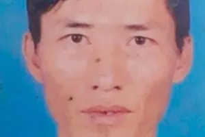 Đánh công an khi bị dừng xe