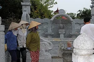 Đào mộ, trộm hài cốt đòi 2,5 tỉ đồng tiền chuộc