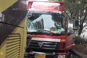 Nhiều CĐV Hải Phòng tố bị bỏ rơi ở Trung Quốc