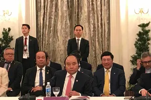 Thủ tướng dự phiên họp toàn thể Hội nghị cấp cao ASEAN