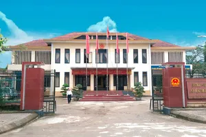 Quảng Bình: Đình chỉ 1 phó phòng Tư pháp để điều tra hành vi nhận hối lộ