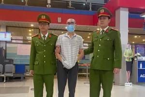 Bắt Tổng giám đốc Công ty đấu giá Toàn Cầu