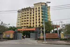 Bắt quả tang 4 cán bộ Sở Tài nguyên và Môi trường Quảng Bình đánh bạc