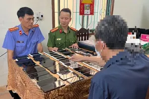 Quảng Bình: Phá chuyên án đánh bạc qua mạng hơn 200 tỉ đồng