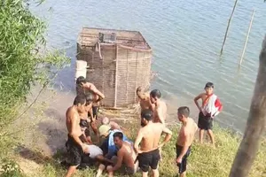 Đi tắm sông, một học sinh bị đuối nước tử vong
