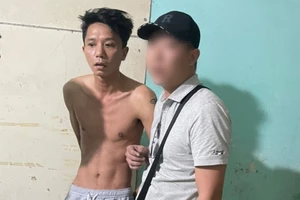 Người đàn ông tự ý bán hơn 2.000 thùng bia Huda rồi bỏ trốn