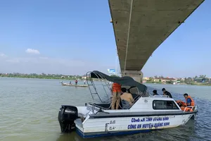 Để lại lời nhắn 'Con xin lỗi…' rồi nhảy cầu tự tử 