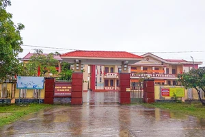 Bắt quả tang 1 Phó Bí thư xã đánh bạc tại nhà riêng