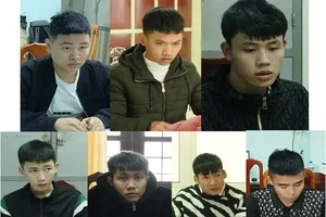 Quảng Bình: Bắt nhóm thanh niên chuyên hack tài khoản mạng xã hội chiếm đoạt tiền tỉ