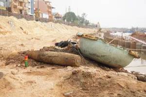 Phát hiện quả bom nặng hơn 200 kg ở trung tâm TP Đồng Hới