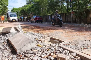 Nhiều tuyến đường tại TP Đồng Hới thi công nham nhở vì ‘hụt’ vốn