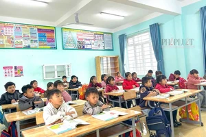 Hơn 150 học sinh không đến trường từ sau Tết ở Quảng Bình đã đi học trở lại