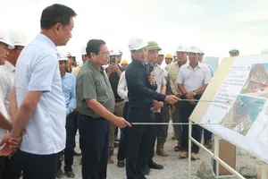 Thủ tướng Phạm Minh Chính thị sát 3 dự án cao tốc, sân bay, cảng biển ở Quảng Trị