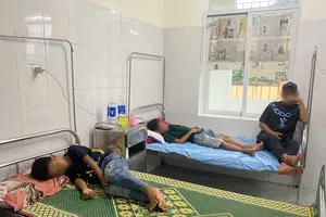 40 học sinh nghi ngộ độc sau bữa ăn sáng ở trường đã xuất viện