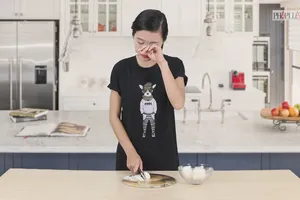 Mẹo hay - Dễ làm: 5 'bí kíp' thái hành không cay mắt