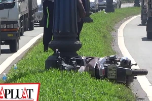 Một phụ nữ bị xe cán tử vong khi đâm vào con lươn