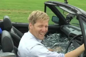 Biến xe hơi thành bồn tắm nước nóng di động