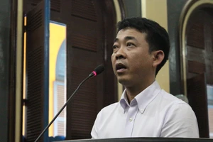 Nguyễn Minh Hùng phủ nhận chi 7,5 tỉ đồng cho bác sĩ