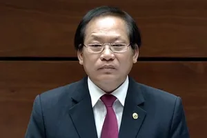 Bộ trưởng Trương Minh Tuấn nói về việc xử lý sim rác