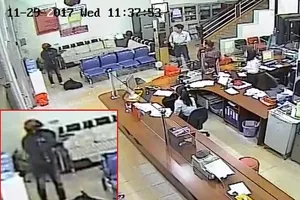 Clip kẻ cướp cầm súng cướp ngân hàng ở Đắk Lắk