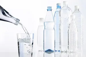 Nước sôi để nguội quá 3 ngày sẽ sinh ra chất gây ung thư