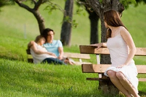 Kẻ thứ ba dại khờ