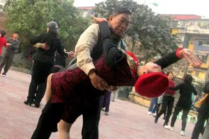 U70 hồi xuân: “Không được đi nhảy, em thà chết còn hơn”