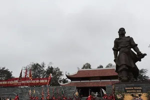 Tưng bừng hội Gò Đống Đa và khánh thành đền thờ vua Quang Trung