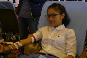 Những “bóng hồng” hiến máu trong ngày 8-3