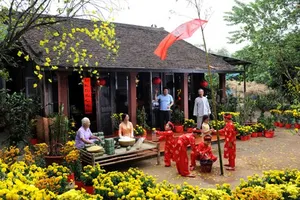 Tết, lúc người Việt… khiếm nhã nhất