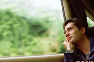 Đàn ông 30 'thèm' một chân dài nhưng 'cần' một sự cảm thông