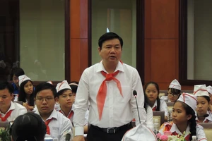 Bí thư Đinh La Thăng: Thiếu nhi TP.HCM phải có thương hiệu riêng 
