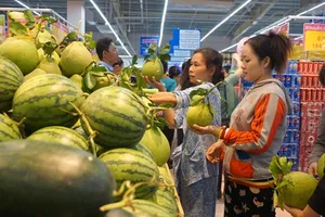 Co.opmart Gò Công giảm giá hơn 200 mặt hàng sữa