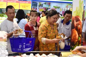 Co.opmart Thốt Nốt: Kem Colgate chỉ 9.000 đồng