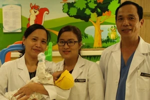 Cứu sống bệnh nhi mắc nhiều dị tật tim bẩm sinh nặng