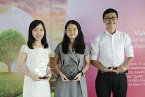 VILAF trao giải cuộc thi viết Pháp luật và Kinh doanh