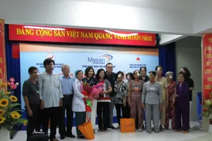 Mổ mắt miễn phí cho 200 bệnh nhân nghèo